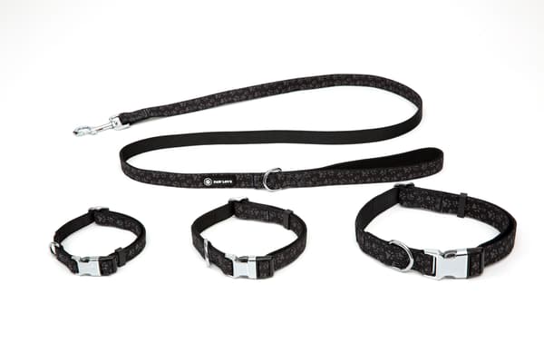 Paw Love - Halsbånd hund (Medium) - Sort