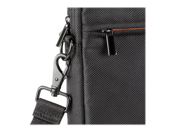 Riva Case 8033 - Notebookbæreveske - 15.6" - svart