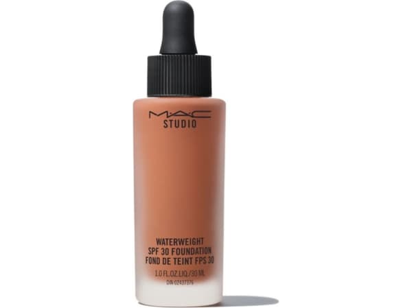 MAC Studio Waterweight Foundation NW50 30 ml