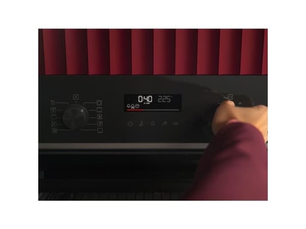 AEG Indbygningsovn TR6PB531SB