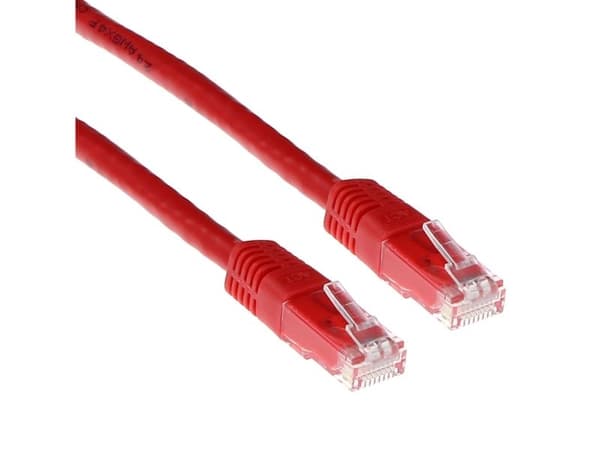 ACT Red 1,5 meter U/UTP CAT5E patchkabel med RJ45-plugg
