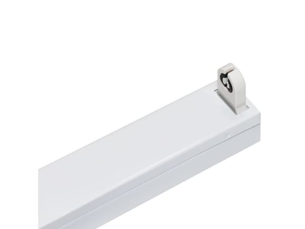 BASAL BATTEN 1500MM. 1XT8 WHITE, avsedd för LED-lysrör.