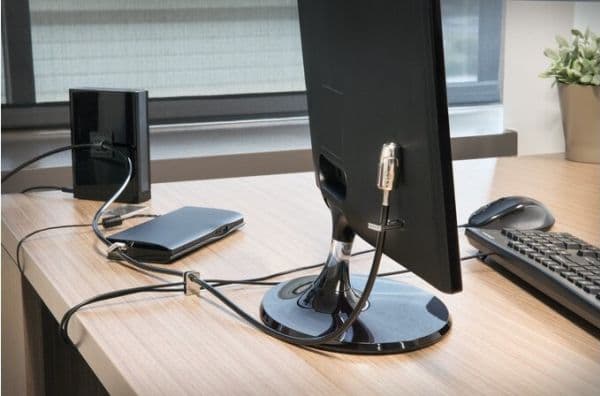 Kensington Desktop and Peripherals Locking Kit 2.0 - Supervisor Keyed - System, sikkerhetssett - 2.44 m