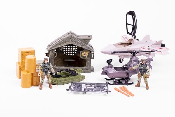 Militærsett m/ jagerfly, helikopter, båt + tilbehør