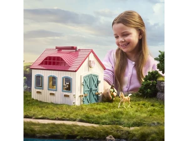 Schleich Open Stable Little Horseshoe