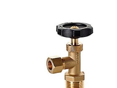 Nålventil vinklad 10 mm X 1/2 klämring