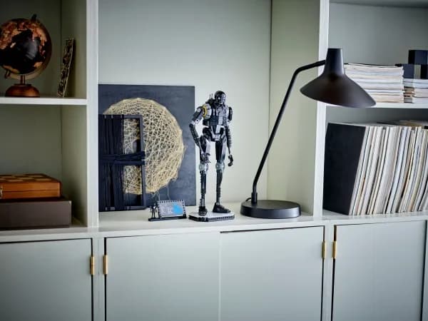LEGO® Star Wars™ 75434 Sikkerhetsdroide K-2SO