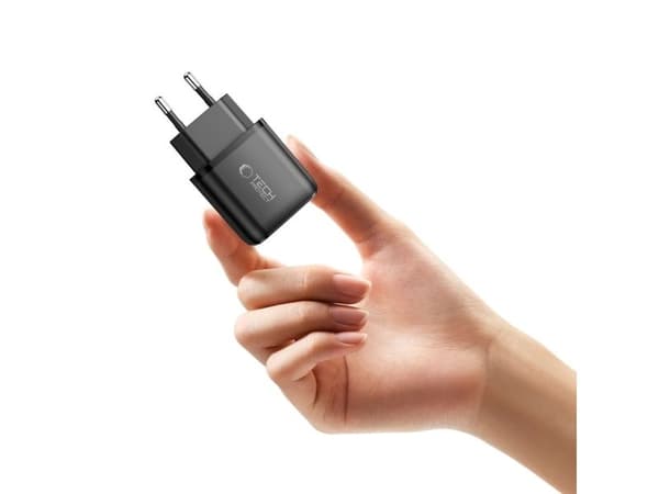 Tech-Protect NCA20 PD 20W / QC3.0 USB-A / USB-C vegglader - sort