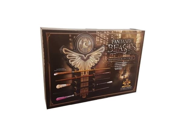 Fantastic Beasts tryllestave display
