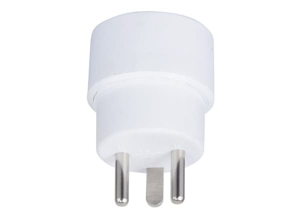 MicroConnect - Adapter för effektkontakt - Typ K till Typ E - 250 V - 16 A - vit