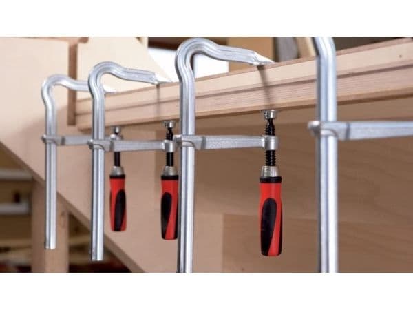 BESSEY GM20Z-2K, Stål