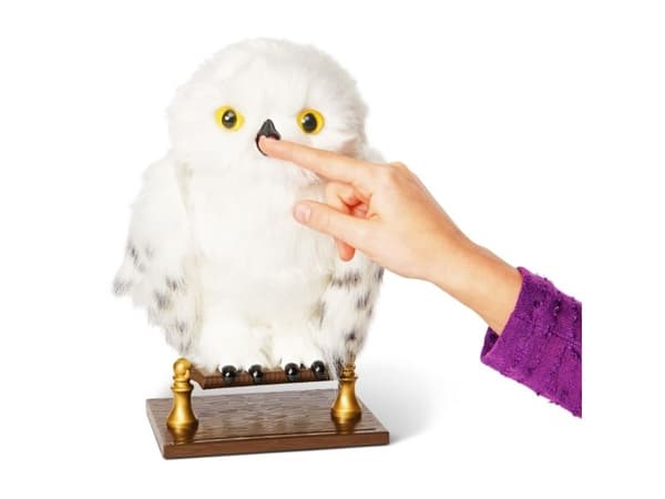 Harry Potter Wizarding World Interactive Enchanted Hedwig - 27cm tall.