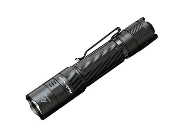 Fenix-taskulamppu Fenix PD32R LED-taktiikkalamppu