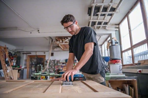 Bosch RYSTEPUDSER GSS 18V-13 SOLO L-BOXX