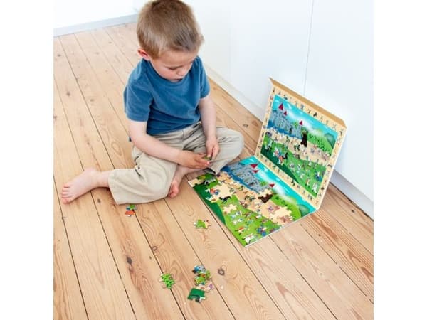 Magnetic puzzle and game 2-in-1 Knights