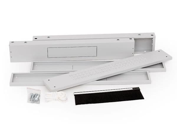 Triton - Basplatta för rack - 19"