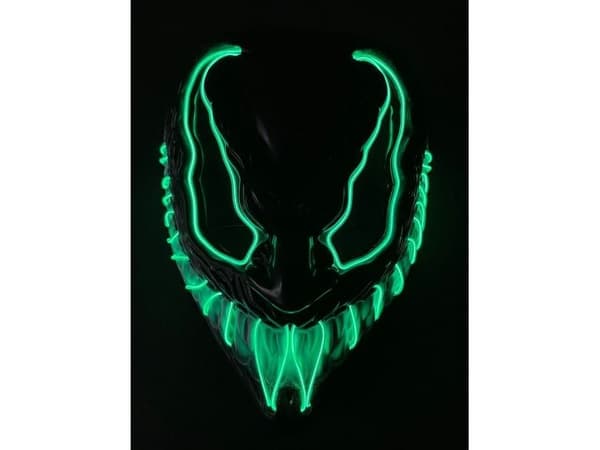 Venom maske med grønt lys