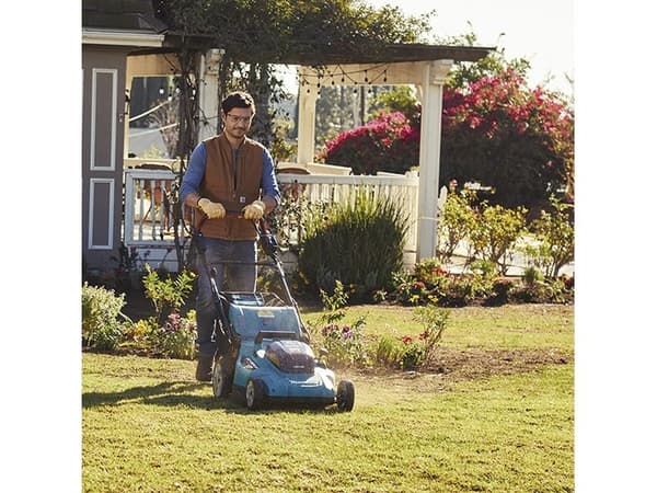 Makita DLM539CT2