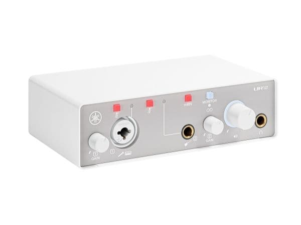 Yamaha UR12MK3 White - lydgrensesnitt