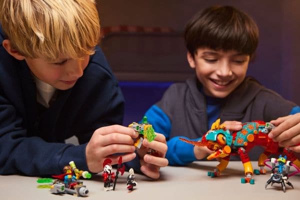 LEGO DREAMZzz 71492 Mateos ildkameleon