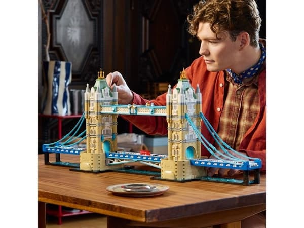 LEGO Architecture 21067 Tower Bridge