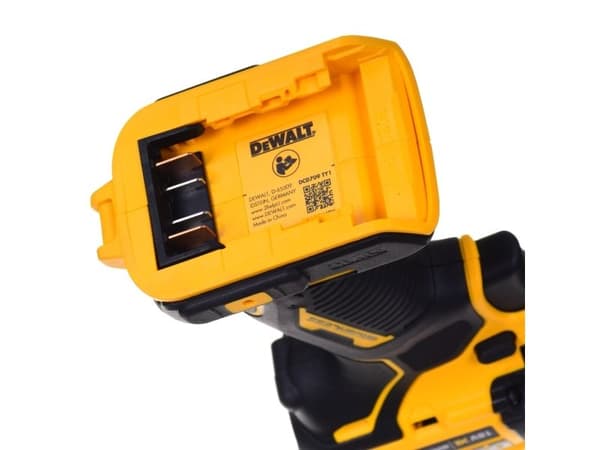 Dewalt Cordless Impact Drill Dcd709m2t-Qw 18V