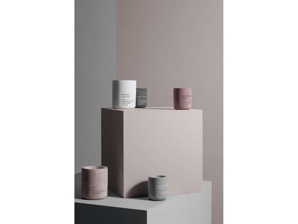 Blomus FRAGA, Cylinder, Sandelträ, 24 h