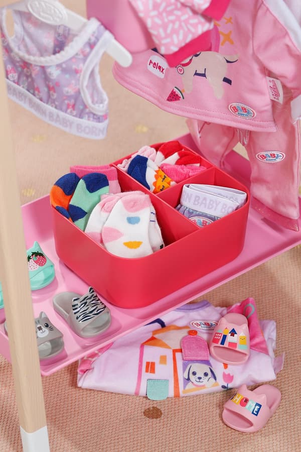 BABY born Clothes Rail