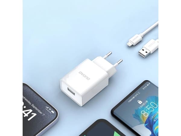 Dudao A4EU adapter 10 W 1xUSB-A (USB-A till Lightning-kabel ingår)