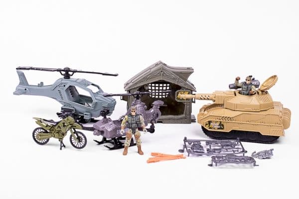 Militærsett m/kampvogn, helikoptre, MC + tilbehør