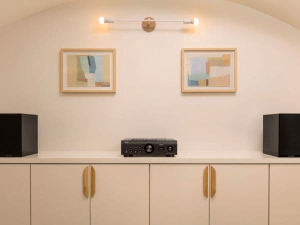 Denon PMA-900HNE integrert forsterker, sort