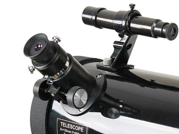 SkyWatcher Explorer 130/900 EQ2 teleskop