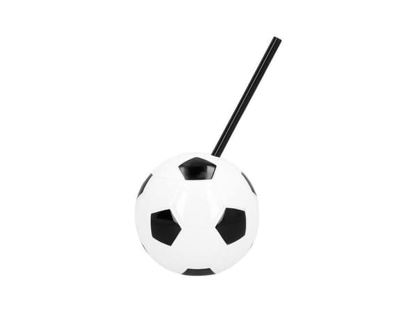 Fodbold kop med sugerør