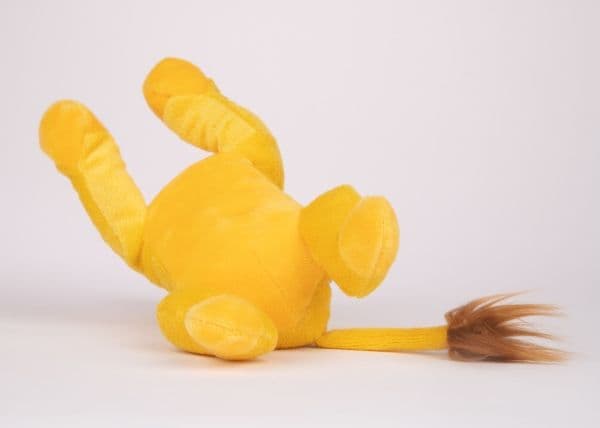 Disney Simba 20cm äänellä (makaa)