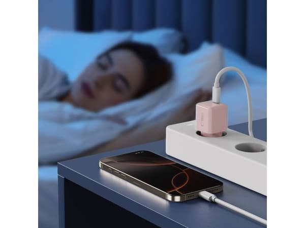 Tech-Protect NCM25 USB-C PD 25W vegglader - Rosa