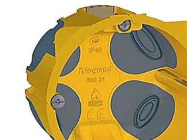 Frontbox Gul Lufttät 2M 50MM inklusive avlastning