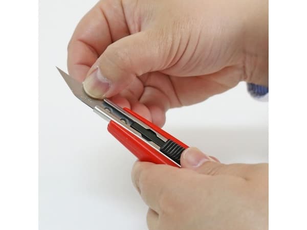 Kniv, NT Cutter, M-500P, 9 (röd)