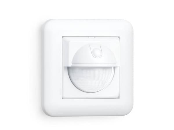 Steinel 055790 väggmonterad rörelsesensor, infälld, 180°, relä, vit, IP20