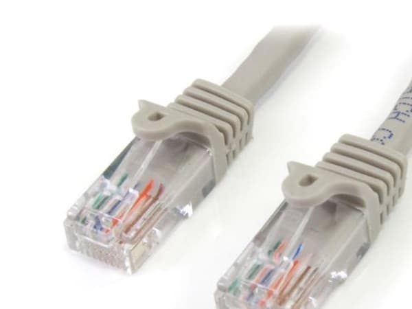 StarTech.com 1m Gray Cat5e / Cat 5 Snagless Patch Cable - Patchkabel - RJ-45 (han) til RJ-45 (han) - 1 m - UTP - CAT 5e - formet, knastfri - grå