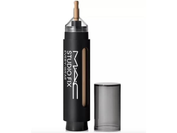 MAC Studio Fix Every-Wear Corrective flytende concealer NC30 12 ml