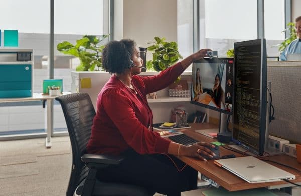 HP Poly Blackwire 3325 stereohodesett Microsoft Teams-sertifisert USB-C + 3,5 mm + adapter