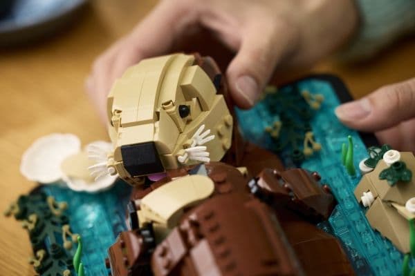 LEGO Ideas 21366 Floating Sea Otters