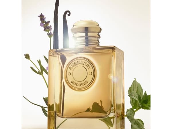 Burberry Goddess Eau De Parfum Intense 50ml