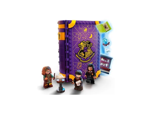 LEGO Harry Potter 76396 - Hogwarts Moment: Divination Class
