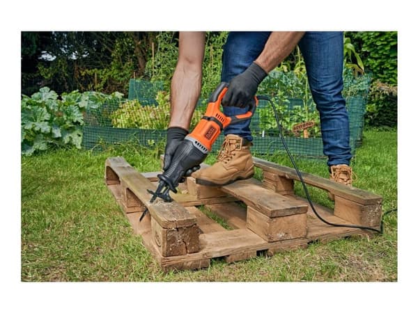 BLACK+DECKER BES301-QS - Tigersåg - 750 W