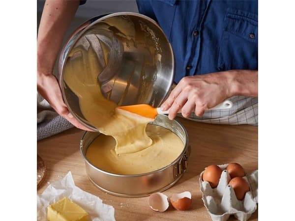 Fiskars Functional Form - Dough scraper - 34.9 cm