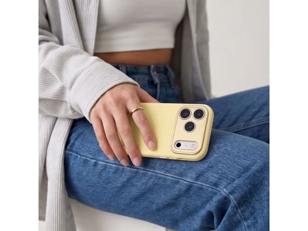 Tech-Protect Uniq MagSafe CC Case for iPhone 18 Pro Max / 17 Pro Max - Yellow