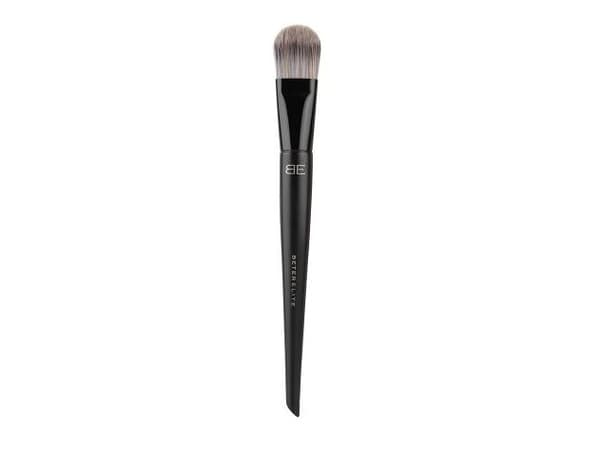Beter 23 Brushes Fluid Makeup