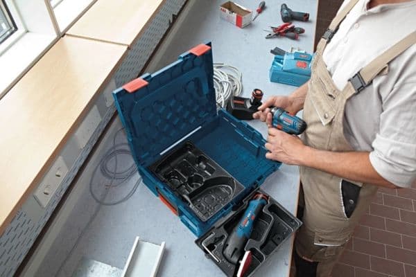 Bosch INLEDNING FÖR GSS 230 AVE PROFESSIONAL