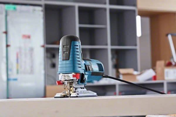 Bosch STIKSAV GST 160 CE L-BOXX